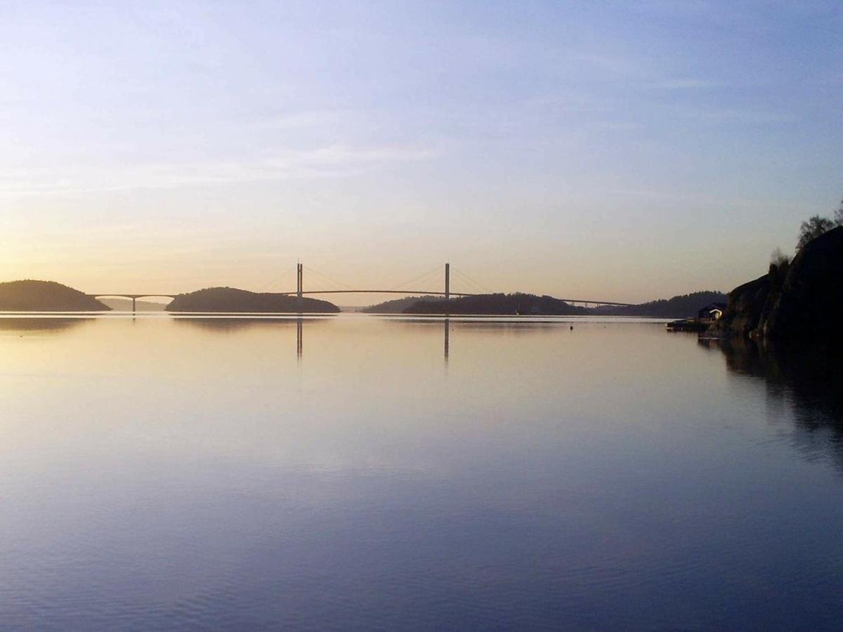 6 Person Holiday Home In Asker N Stenungsund Esterno foto
